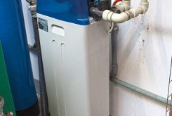 Úpravňa pre zmäkčenie tvrdej vody AquaSoftener - menšia prevádzka