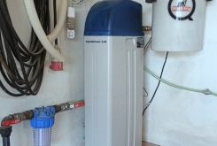 Zmäkčovač vody AquaSoftener 350 + filter hrubých nečistôt